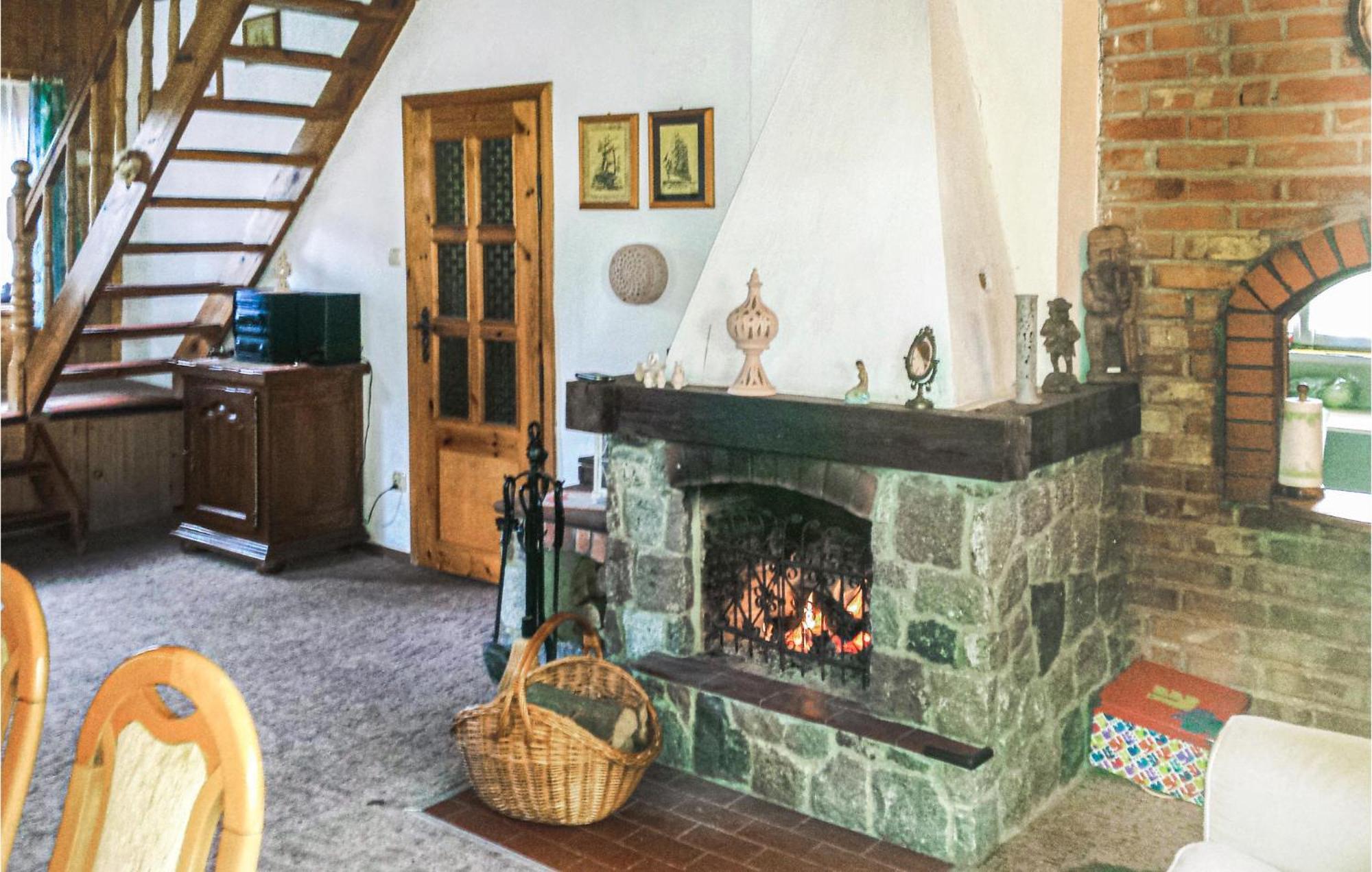 3 Bedroom Stunning Home In Dziemiany Εξωτερικό φωτογραφία